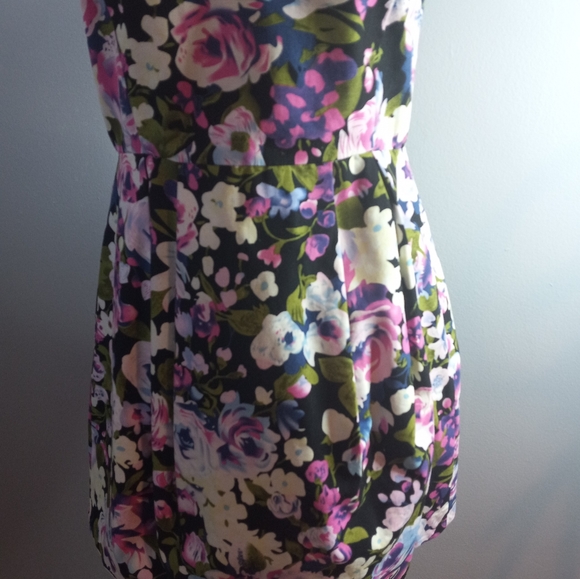 H & M - Picture 7 of 8